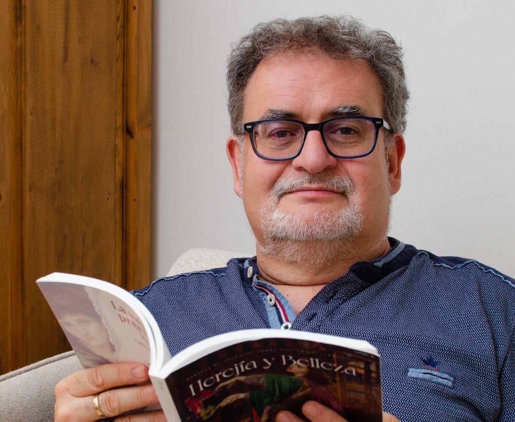 Paco Luján, mantenedor de la Gala Literaria




11 de julio, 2025





CulturaFiestas Patronales de La Roda