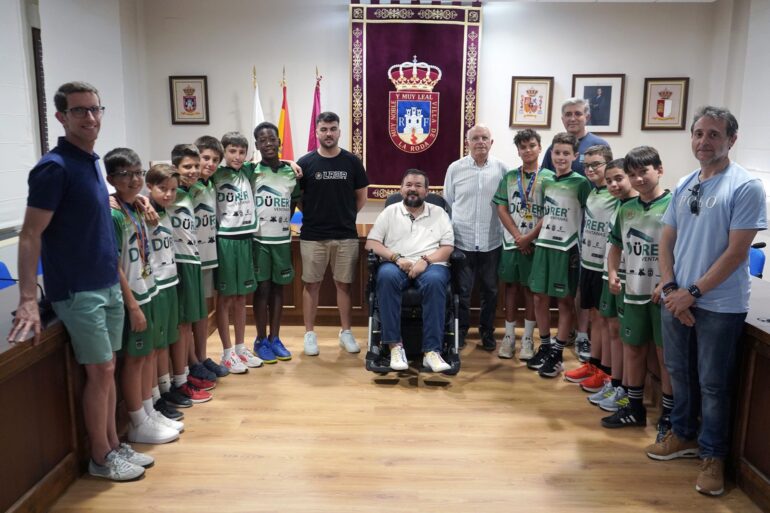 Amores recibe a Dürer CP La Roda, campeones de Castilla-La Mancha de baloncesto




2 de julio, 2025





AyuntamientoDeportes