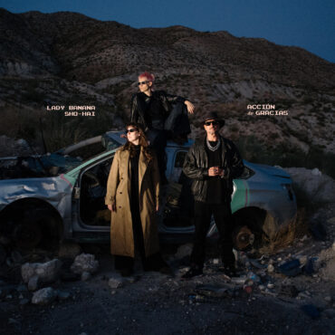 Acción de gracias        
        
                                                                                                Lady Banana, Sho-Hai                    
        
            
                
                    
                                                                                    SUBTERFUGE RECORDS