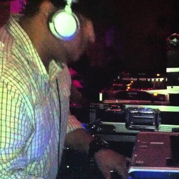 LATIN HEAT REMIX SET at CLUB 5 10/8/2011 PART 4