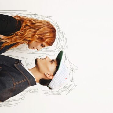 Tonto por ti        
        
                                                                                                Leire Martínez, Abraham Mateo                    
        
            
                
                    
                                                                                    SONY MUSIC