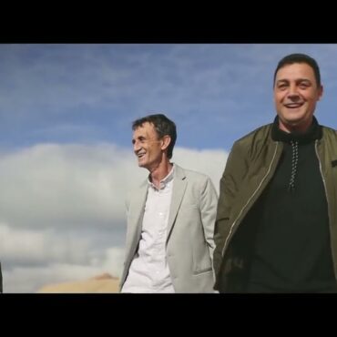 Una Paloma Blanca - Los Calis X Chocano (Videoclip Oficial)