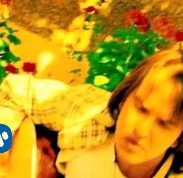 LOS SECRETOS - Pero A Tu Lado (Video clip)