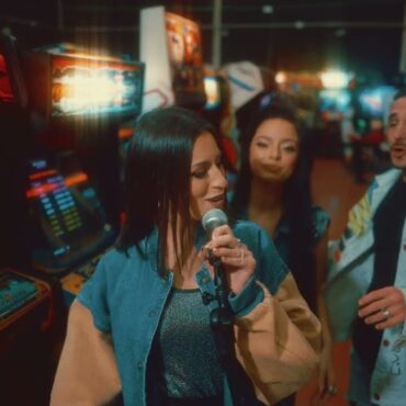 Maki, Keen Levy, María Artés, Zaira - Si tú me pides (Videoclip Oficial)