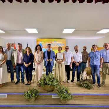 El portavoz del Grupo Popular en la Diputación de Albacete, Antonio Serrano, jun...