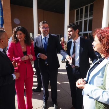 Acompañamos a la Universidad de Castilla-La Mancha en la solemne apertura del Cu...