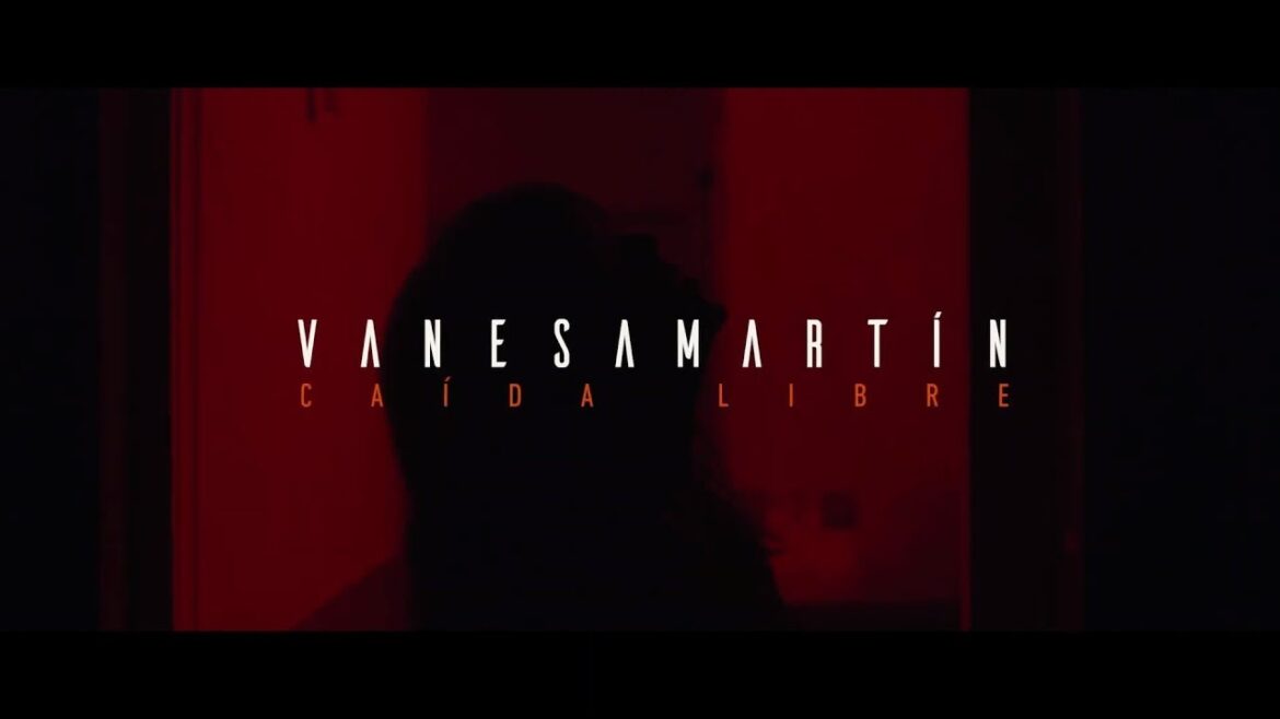 Vanesa Martín - Caída Libre (Videoclip Oficial)