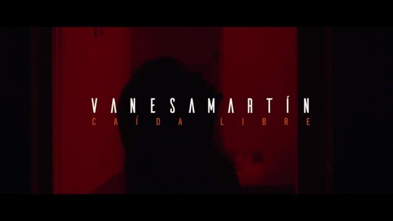 Vanesa Martín - Caída Libre (Videoclip Oficial)