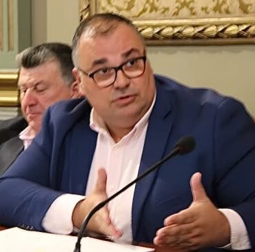 Bernardo Ortega Coronado muestra su satisfacción por la aprobación unánime de la...