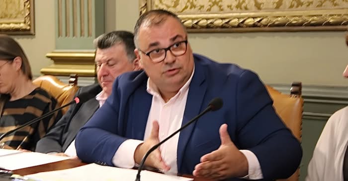 Bernardo Ortega Coronado muestra su satisfacción por la aprobación unánime de la...