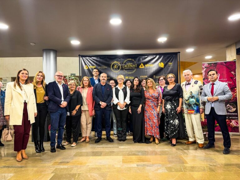 El Teatro Circo acoge la gala ‘Belleza Desnuda’, un homenaje solidario a las mu...