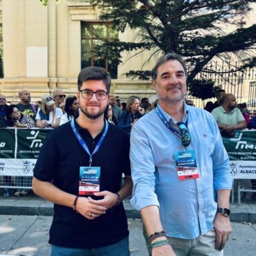 Nuestros concejales, Jacinto Navarro y Diego Aroca han asistido al Medio Marató...