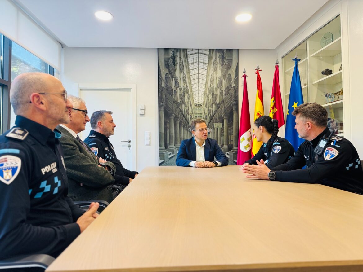 Doble oro para Albacete en los Eurogames 112.
El alcalde de Albacete, Manuel S...