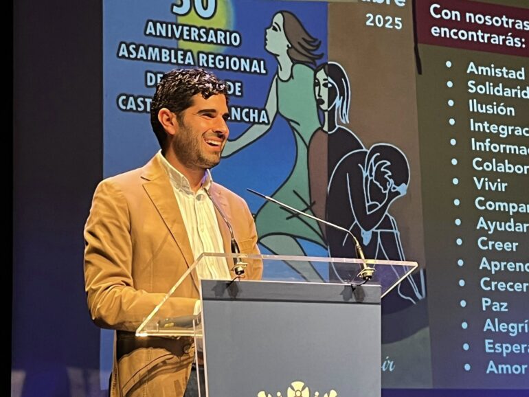 Hemos compartido con la Asociación de Viudas Virgen de los Llanos de #Albacete ...