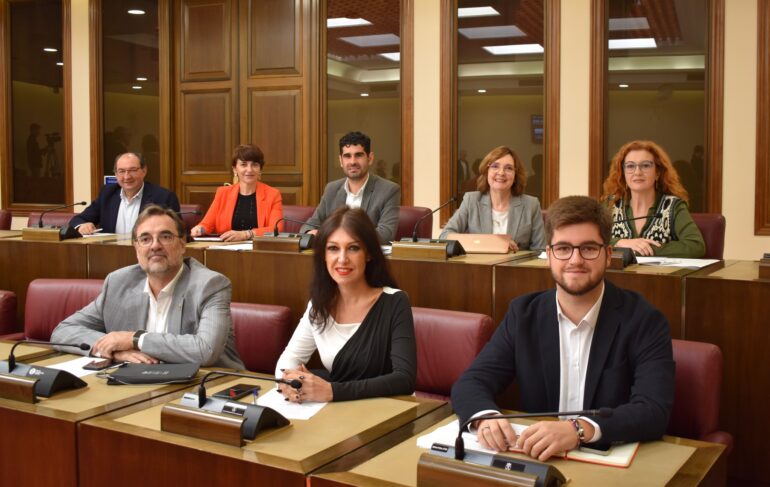 Manuel Serrano olvida su compromiso electoral con la movilidad sostenible en Al...