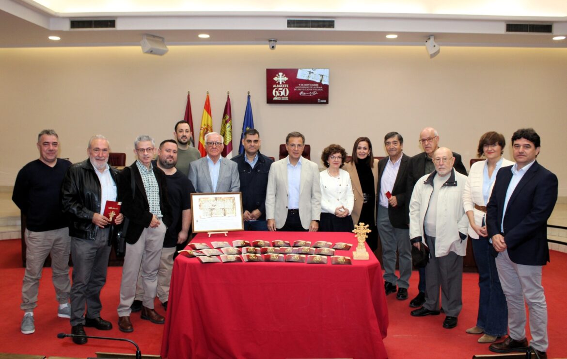 6⃣5⃣0⃣ años nos unen. El alcalde Manuel Serrano ha invitado...