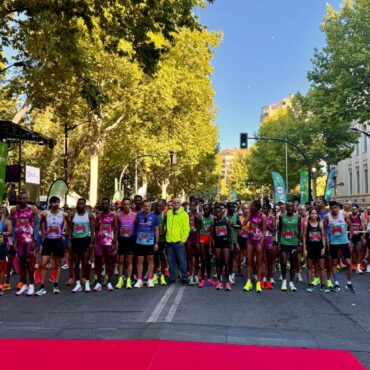 Manuel Serrano felicita a toda la ciudad por una Media Maratón que ha hecho his...