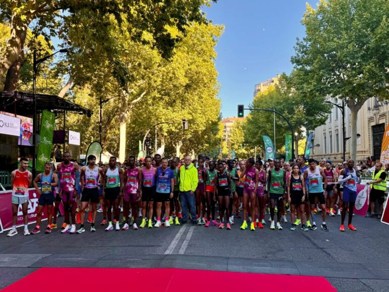 Manuel Serrano felicita a toda la ciudad por una Media Maratón que ha hecho his...