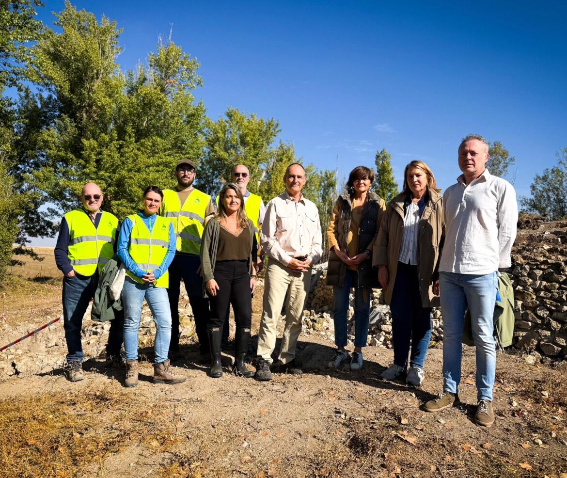 Avanza la recuperación de El Acequión, patrimonio de todos.

El Ayuntamiento de ...