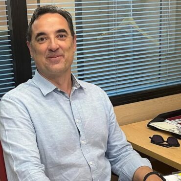 Otra chapuza más del alcalde Serrano y su concejal de Deportes. El servicio de ...