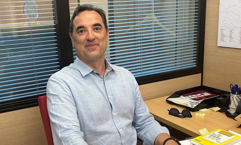 Otra chapuza más del alcalde Serrano y su concejal de Deportes. El servicio de ...