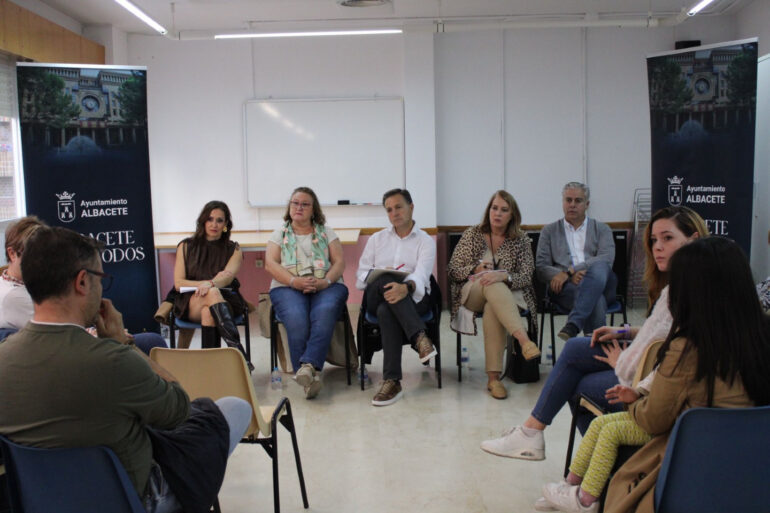 El Ayuntamiento de Albacete impulsa la participación vecinal con el programa ‘A...