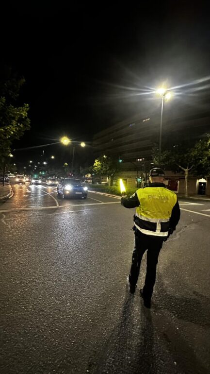 CONDUCTOR IDENTIFICADO Y SANCIONADO POR CONDUCCIÓN TEMERARIA

Hemos identificad...