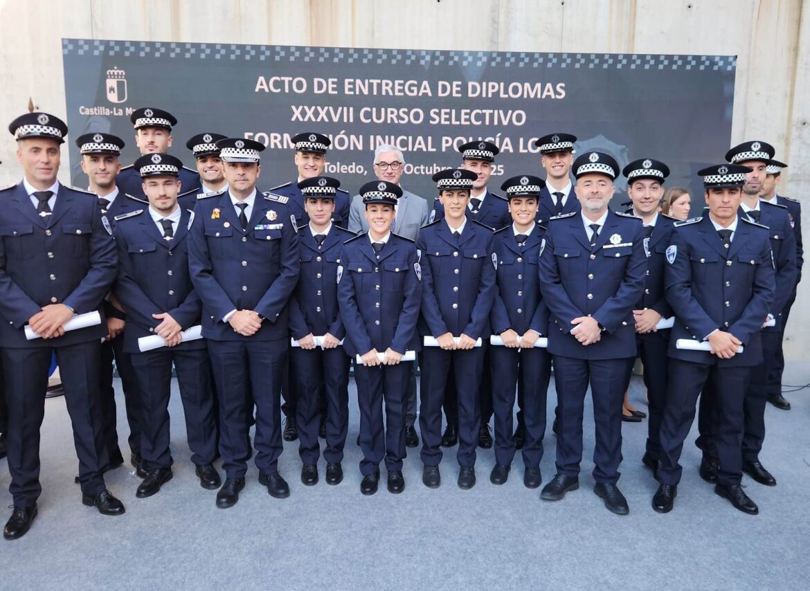 Albacete refuerza su plantilla policial con 15 nuevos agentes.

El Ayuntamiento...