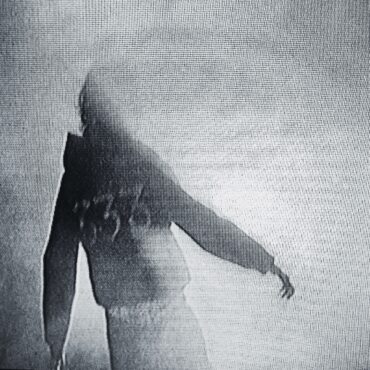 viii. Fake Alas · muert3        
        
                                                                                                Alice Wonder                    
        
            
                
                    
                                                                                    SONY MUSIC