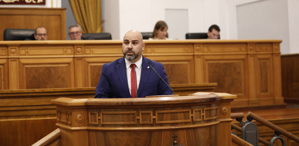 Barato defiende que CLM destina más recursos que nunca a la prevención y extinción de incendios frente a los recortes del PP