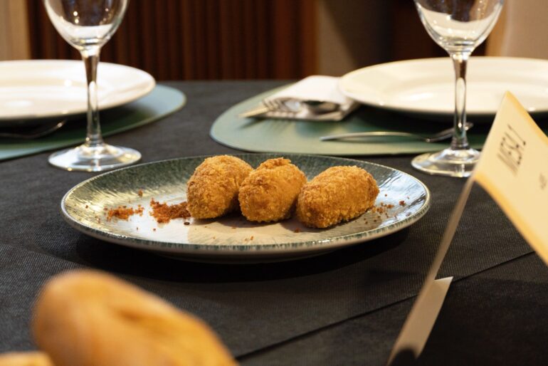 Croquetas de cocido primer vuelco Restaurante El Lomo Albacete