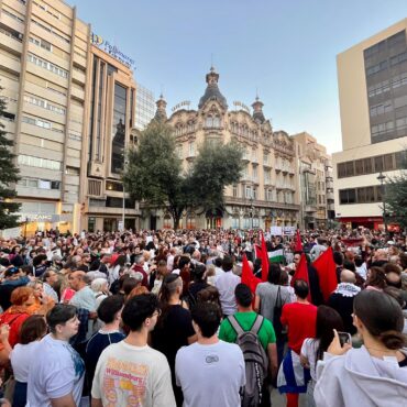 Nos hemos sumado a las manifestaciones que este jueves se han producido por todo...