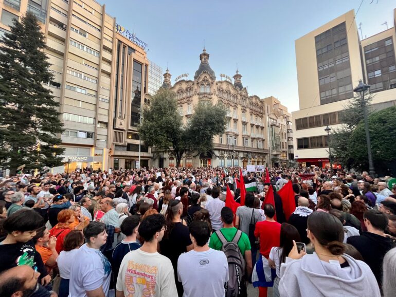 Nos hemos sumado a las manifestaciones que este jueves se han producido por todo...