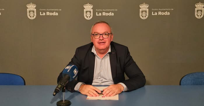 Malestar vecinal por la subida de impuestos de Juan Ramón Amores en La Roda

El ...