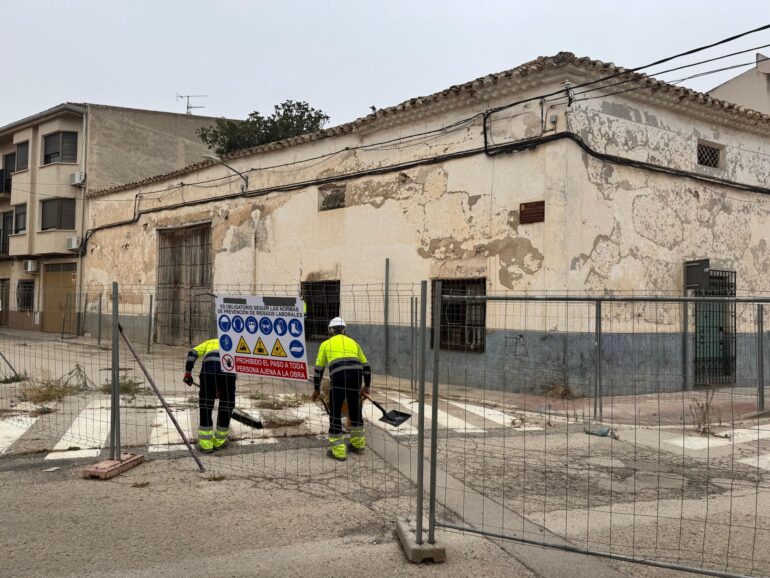La próxima semana comenzarán las obras en el inmueble de la calle Virgen




2 de octubre, 2025





AyuntamientoIncidenciasObras y Servicios