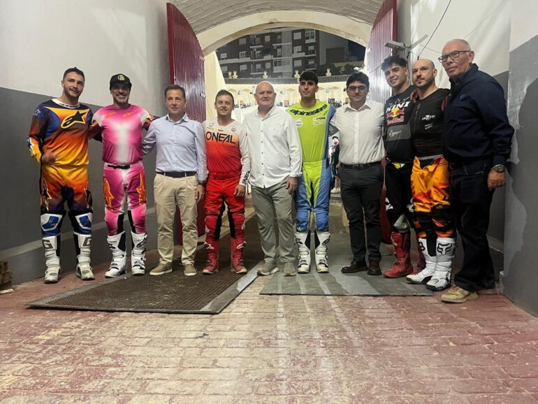El Campeonato de España de Freestyle Motocross volvió a llenar la Plaza de Toro...