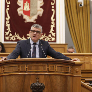 El PSOE acusa a Núñez de “intentar lavar la imagen” de Mañueco, Moreno Bonilla y Mazón “por orden de Génova”