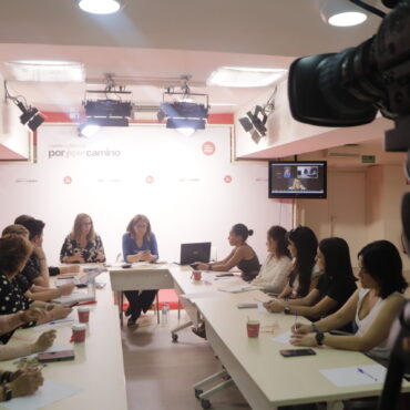 El PSOE lamenta que el PP quiera esconder la crisis de los cribados en Andalucía con bulos en CLM