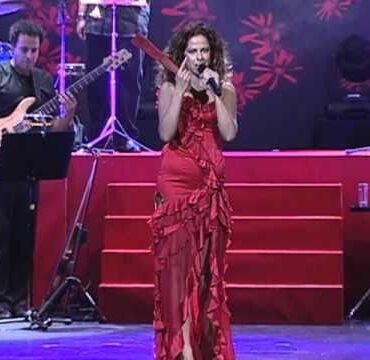 Pastora Soler - Trinia (Directo)