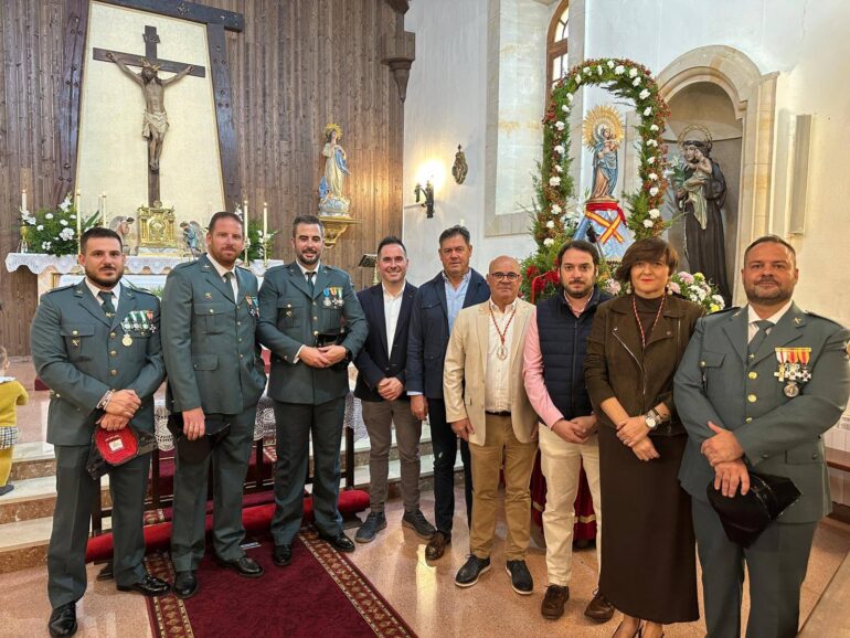 Los diputados provinciales del PP, Pascual Molina y Juan Ángel Alfaro, han acomp...