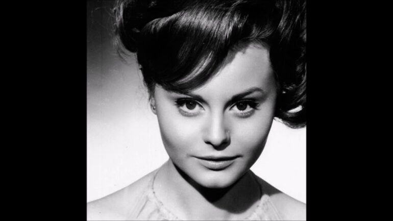 Rocío Dúrcal - Dama Dama