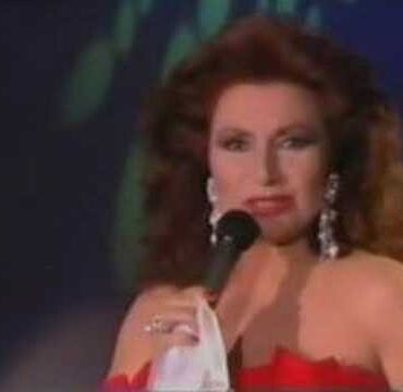 Rocio Jurado - Amor Marinero (Directo)
