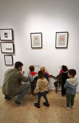 El alcalde Socovos Francisco García inaugura la I Exposición de Arte Rupestre “S...