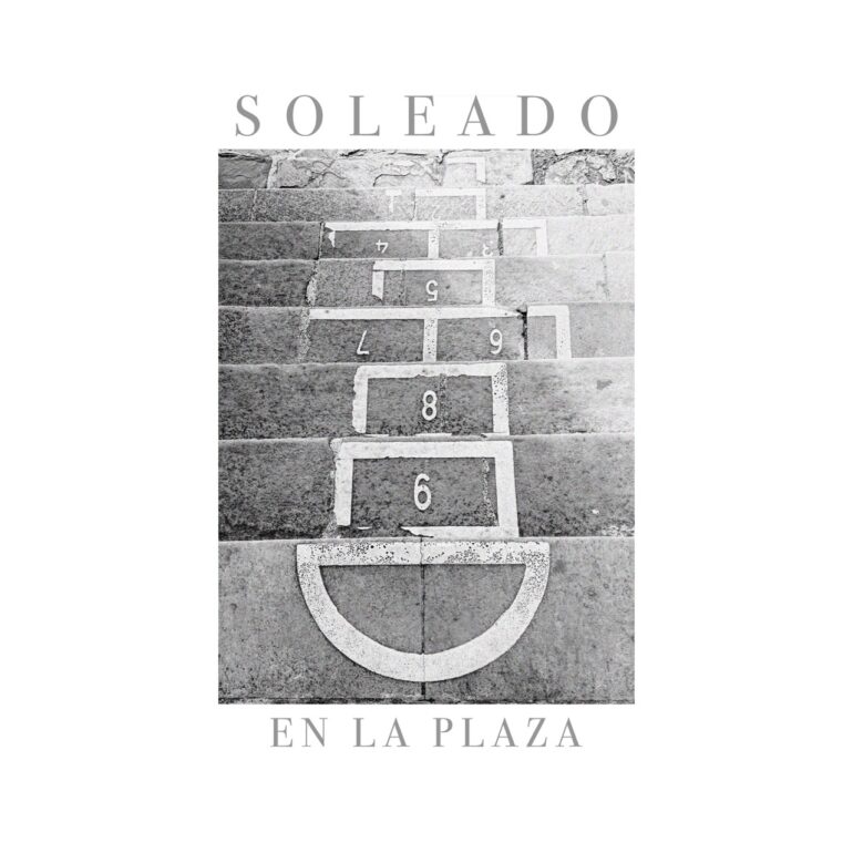 En la plaza        
        
                                                            Soleado                    
        
            
                
                    
                                                                                    Esmerarte