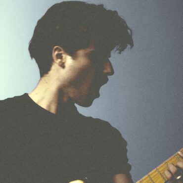 HEY HO        
        
                                                            Teo Lucadamo                    
        
            
                
                    
                                                                                    UNIVERSAL MUSIC SPAIN, SL.