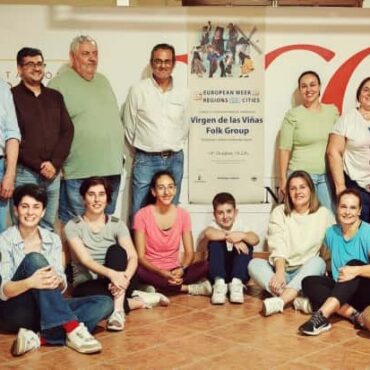 El grupo folclórico ‘Virgen de las Viñas’ de Tomelloso representará a Castilla-La Mancha en la Semana Europea de las Regiones en Bruselas - SURCO CLM, Diario digital