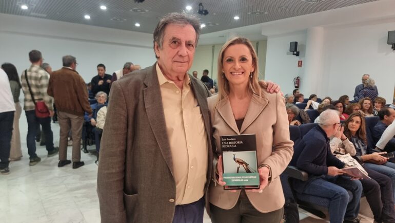El III Festival de la Palabra de Valdepeñas pone el broche de oro con el escritor Luis Landero - SURCO CLM, Diario digital