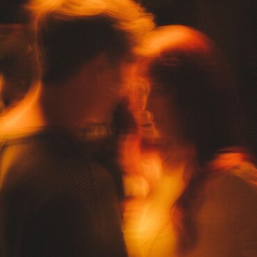 ÚLTIMA CALADA DE TI        
        
                                                                                                Vicco                    
        
            
                
                    
                                                                                    SONY MUSIC