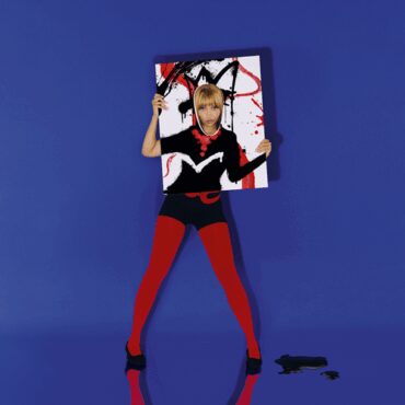 Stateside + Zara Larsson        
        
                                                                                                PinkPantheress                    
        
            
                
                    
                                                                                    WARNER MUSIC GROUP