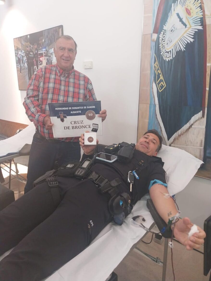 Hoy nos visita la Hermandad de donantes de Albacete, estáis todos invitados a vi...